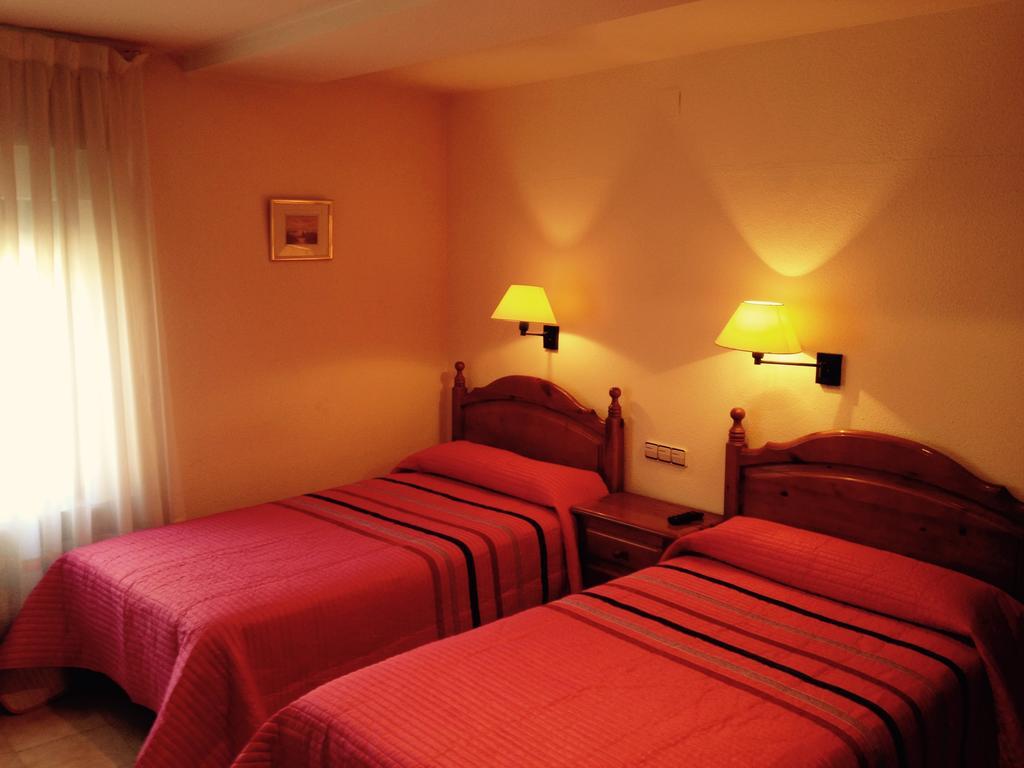 Hostal Nicolas Medinaceli Ruang foto