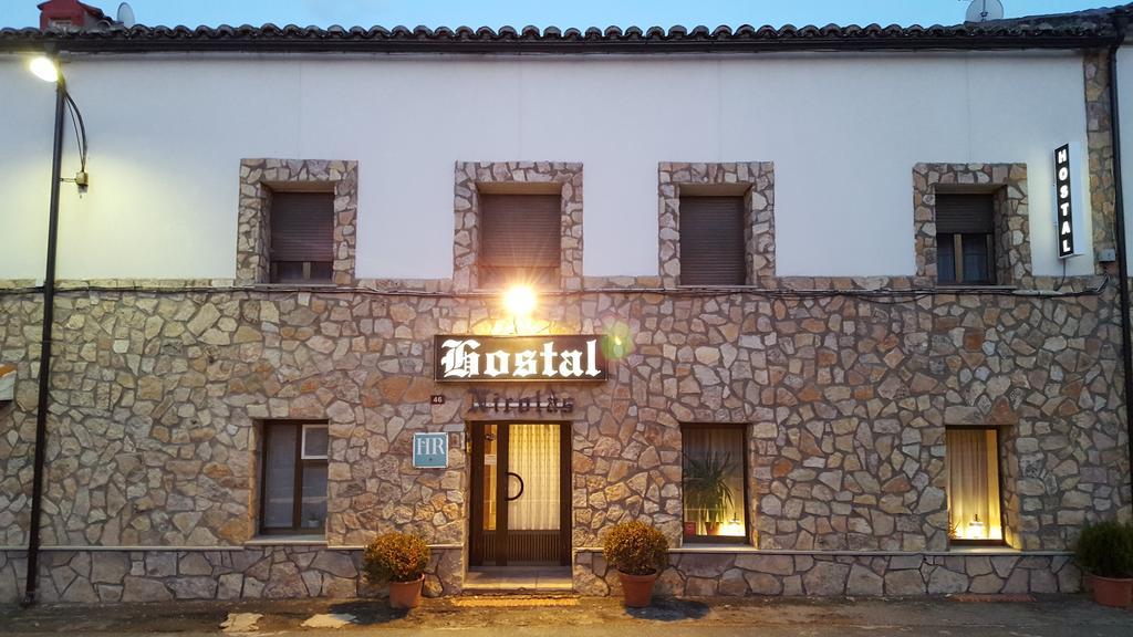 Hostal Nicolas Medinaceli Bagian luar foto